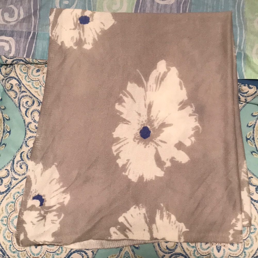 Spring scarf